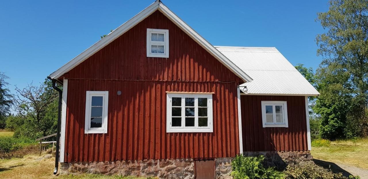 Stroenhult Farmhouse By The Lake Stronhult المظهر الخارجي الصورة